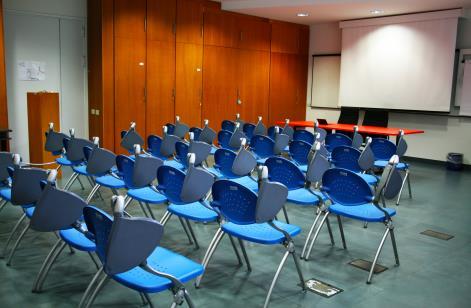 Sala Conferenze La sala è destinata prevalentemente ad attività seminariali, di comunicazione e promozione.