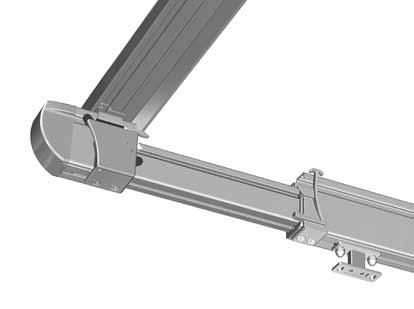 Connessione con grado di protezione IP54, cavo 150cm, 4 poli doppio isolamento. Cassonetto tondo in alluminio estruso, con scanalature per il fissaggio delle guide di scorrimento.