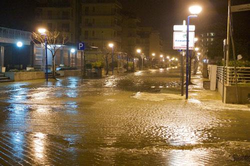 condizione di mareggiata il 1 dicembre 2008