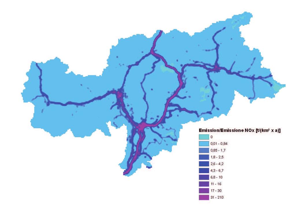 Strade urbane 13% Autostrade 50% Autostrada del Brennero 45% Strade extraurbane 38% MeBo 4% Figura 12: Quota percentuale di emissioni di NOx per tipologia di strada in Alto Adige (2007) Anche la