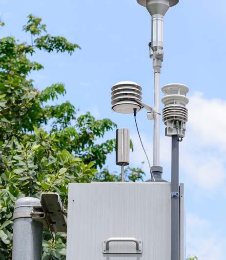 A2A SMART CITY Monitoraggio ambientale I sensori ambientali monitorano le condizioni dell aria, dal punto di vista sia fisico (temperatura e umidità) che chimico (presenza di agenti inquinanti).