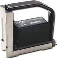 Accuracy Precisione 17 23 C Resolution Risoluzione /m Range Campo /m EA03001 2.510,00 ± 0,02/m 0,01 ± 5 Square digital electronic level Compact frame (150 x 150) and light weight (2.