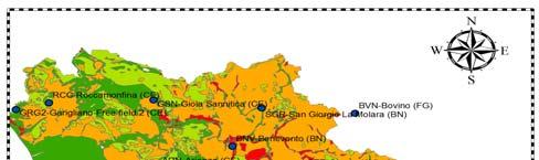 10 0 10-1 10-2 10-1 10 0 10 1 10 2 10 3 Distanza [km] Figura 2: A sinistra: posizione delle stazioni di registrazione sul territorio di Campania, Puglia e Basilicata; a destra: confronto, relativo