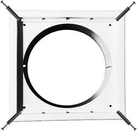 4.5 Montaggio griglia di ventilazione esterna fig. 3. Raggiungere la parte esterna del foro nella parete.