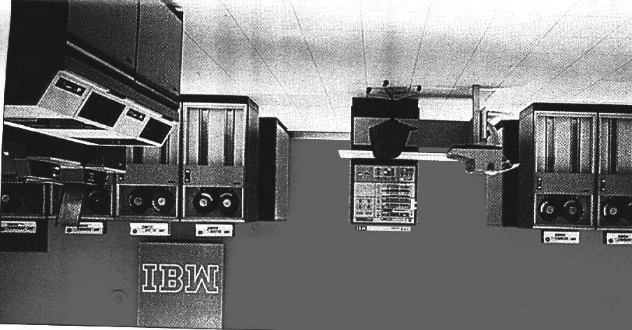 FlashBack (8) 1964: S/360 IBM 6 modelli, 44 periferiche, stampanti console, lettori di schede perforate, memorie a