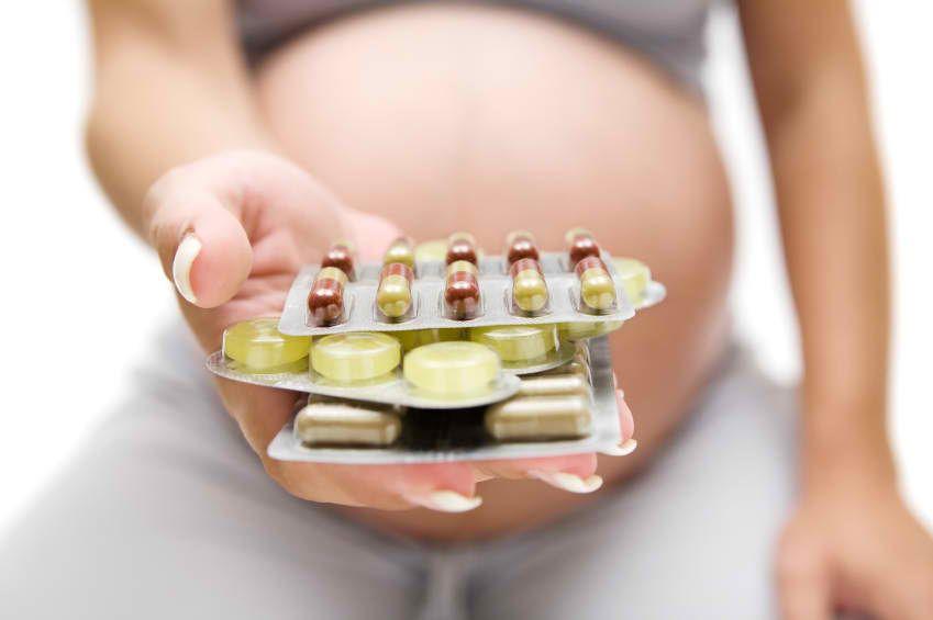 IMPIEGO E SAFETY DEI FARMACI PER LA PSORIASI IN GRAVIDANZA Esistono pochi dati riguardanti l uso di farmaci in gravidanza poiché questa categoria di pazienti viene di norma esclusa dagli studi