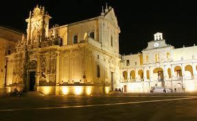 Loca>on Lecce è una ci5à del Sud Italia di 95.200 abitan>.