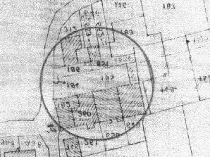 0 Descrizione SCHIERA DI EDIFICI EX-RURALE IN AFFACCIO SU CORTE A COMUNE.