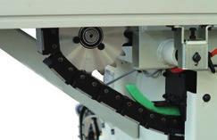 Il dispositivo Autoset per Rettificatore, per il centraggio automatico dell utensile rispetto al pannello, migliora la qualità diminuendo i