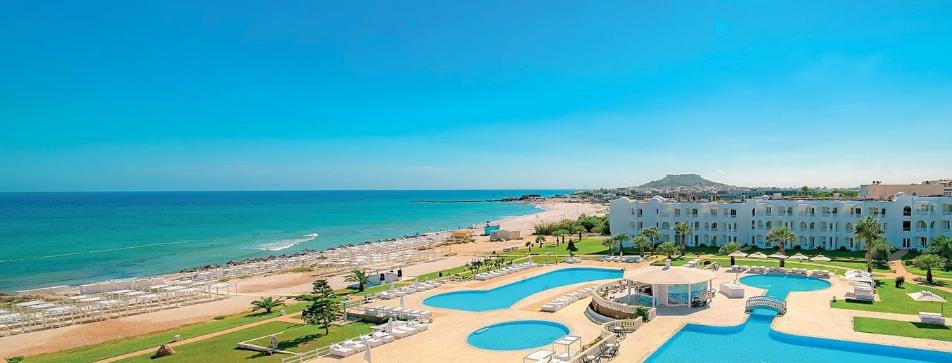 TUNISIA - KELIBIA VERACLUB KELIBIA BEACH Qui sulla punta di Cap Bon siamo a soli 70km in linea d acqua dalla nostra Pantelleria, in uno degli storici crocevia delle scorribande mercantili dei Fenici