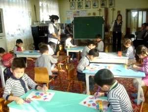 Dal 24 al 27 Novembre 2009 e stata invece organizzata la giornata Giochi Intellettuali per tutti i bambini dell istituto.