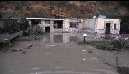 CRONACA METEO. Il maltempo uccide ancora, altre 10 vittime in Sicilia. Calabria sott'acqua.