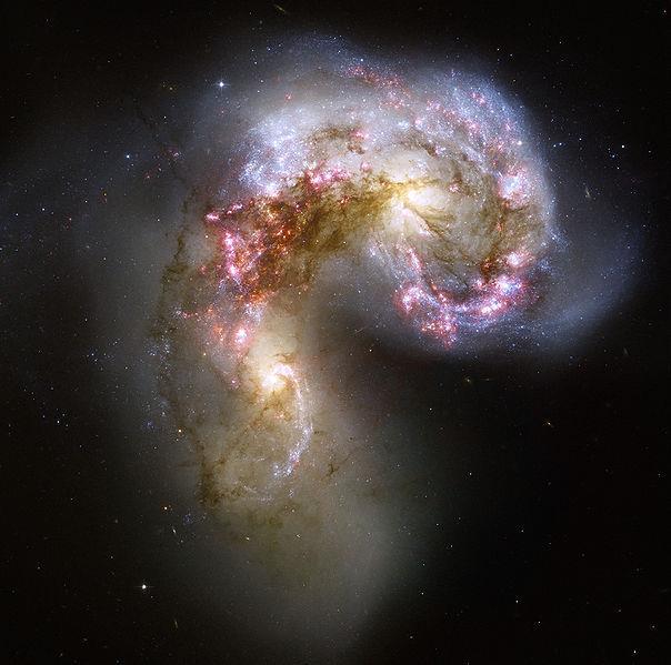 Tipologie di galassie : irregolari (Antenne)