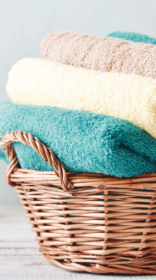 Sweet Home Collection è la linea di SUAREZ dedicata alla profumazione della casa e alla cura del bucato.
