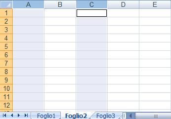 Per selezionare una riga intera spostare il puntatore di cella attiva sulla prima cella della riga quindi premere [Ctrl+Maiusc+ ].