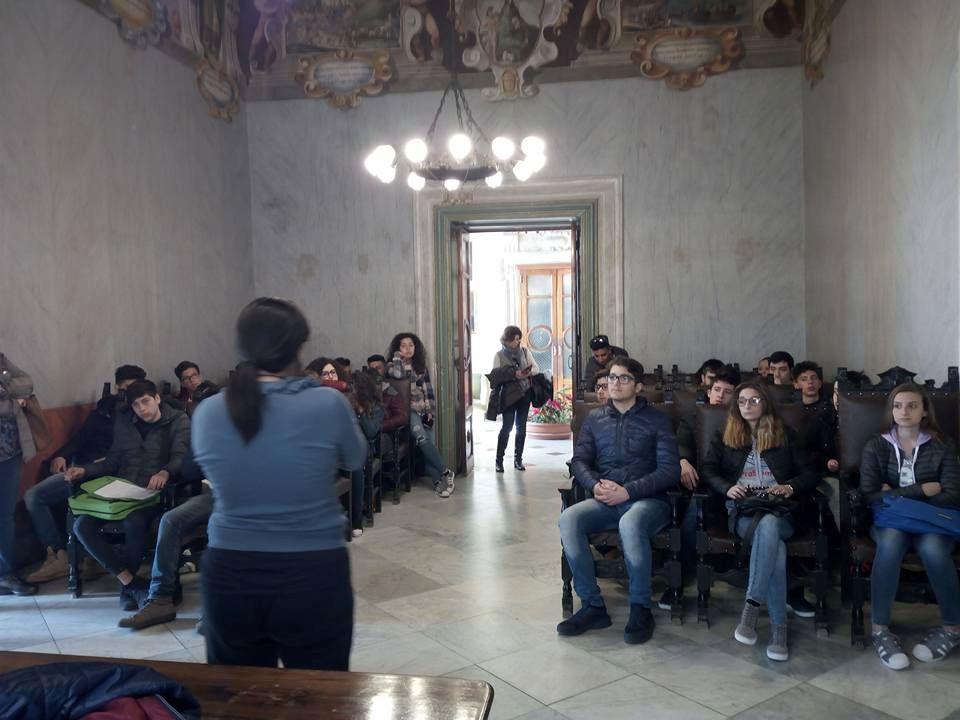 Le personalità VINCENZO LA BARBERA Percorso tematico sul grande architetto e pittore termitano con Visita alla Sala Picta, ai monumenti e alle tele conservate al Museo