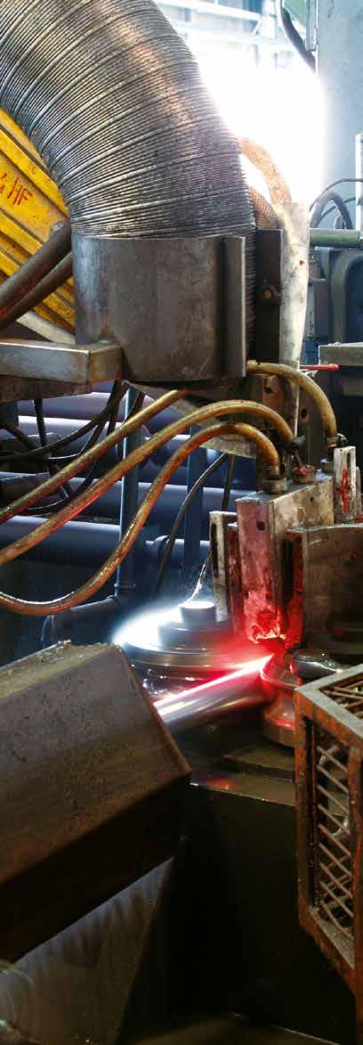 14 15 Welding technologies Tecnologie di saldatura Certifications Certificazioni HIGH FREQUENCY INDUCTION WELDING SALDATURA A INDUZIONE IN ALTA FREQUENZA 8 stainless steel production lines linee di