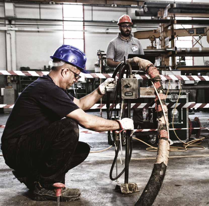 Le iniezioni potranno essere eseguite anche in prossimità di particolari appoggi di macchinari e attrezzature sia per rinforzarne la base di appoggio che attenuarne le vibrazioni di esercizio.