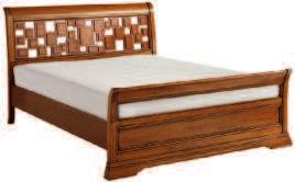 C o n t e s s a C o l l e z i o n e N o t t e Letti con pediera. Beds with footboard.