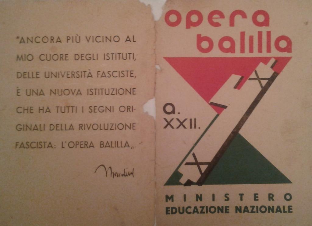 - Siamo nel XXII anno dell era fascista (il regime è già caduto a luglio) - Una citazione del duce sul valore dell Opera Balilla - Le materie sono nell ordine: Religione, Lingua italiana (orale e