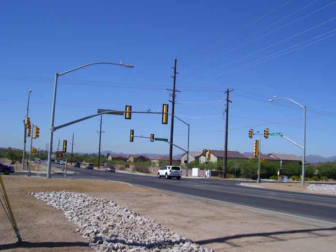 LaCholla - Overton Signalization & Left Turn Lanes