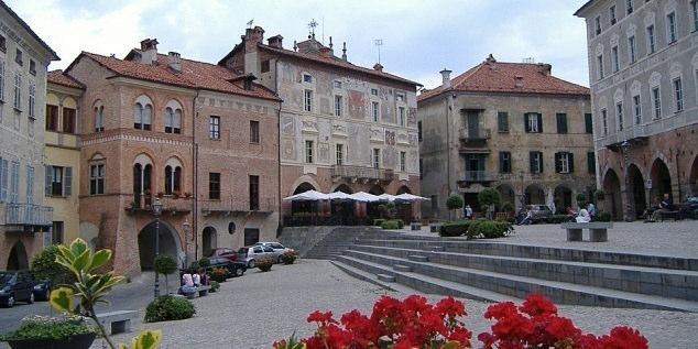 Mobilità urbana PQU Lavori di riqualificazione dei centri storici di Breo e Piazza: Intervento Piazza Maggiore Ubicazione Rione Piazza Piazza Maggiore Comune di Mondovì (CN)