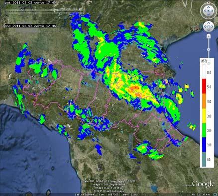 Mappe di riflettività del 03/03/2011 17:45 (a sinistra) e alle