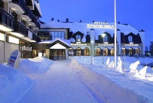 Pernottamenti: Hotel Riekonlinna, Saariselkä L albergo, che si trova al centro del villaggio, è stato completamente ristrutturato nel 2014.