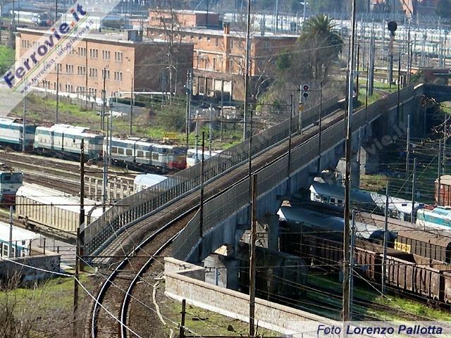 Servito dalla vicina stazione di Nuovo Salario, questo impianto ospita numerose attività e numerosi reparti che con questa carrellata di fotografie illustriamo per una maggiore chiarezza.