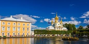 quali il famoso Cremlino, la Cattedrale di San Basilio risalente al XVI secolo con le sue torri variopinte, il Teatro Bolshoi.