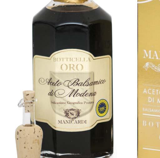 Bottiglia con astuccio e versatore 41 AB 25 - ACETAIA DI FAMIGLIA GOLD CASK Chestnut, cherry, oak, mulberry, juniper.