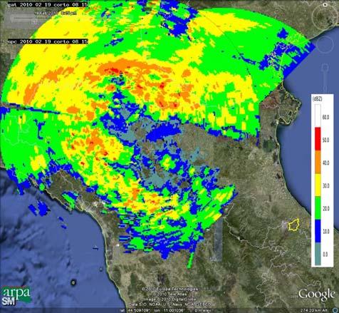 alle 08:15 UTC (in alto a destra), alle