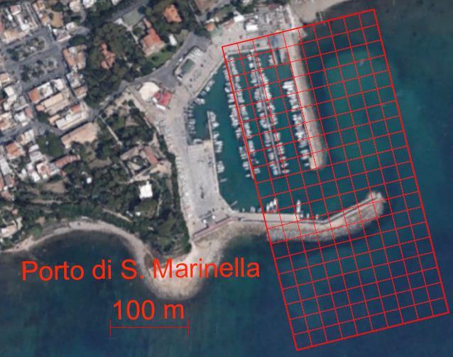 Figura 15: Porto di Santa Marinella osservato dal satellite e porto riprodotto in laboratorio