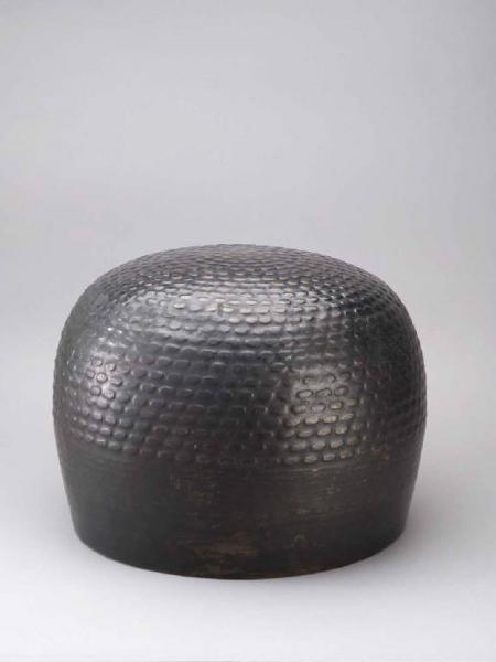 Motivi decorativi geometrici a tondi e ovali manifattura giapponese Link risorsa: http://www.lombardiabeniculturali.