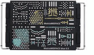61.503.640 Modulo per placche MatrixMIDFACE, blu 0.5 mm e dorate 0.8 mm, 2/3, con coperchio, senza contenuto 01.