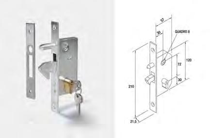 ompleta i cilinro europeo e tripla chiave, incontro in acciaio per chiusura. oe Desc.