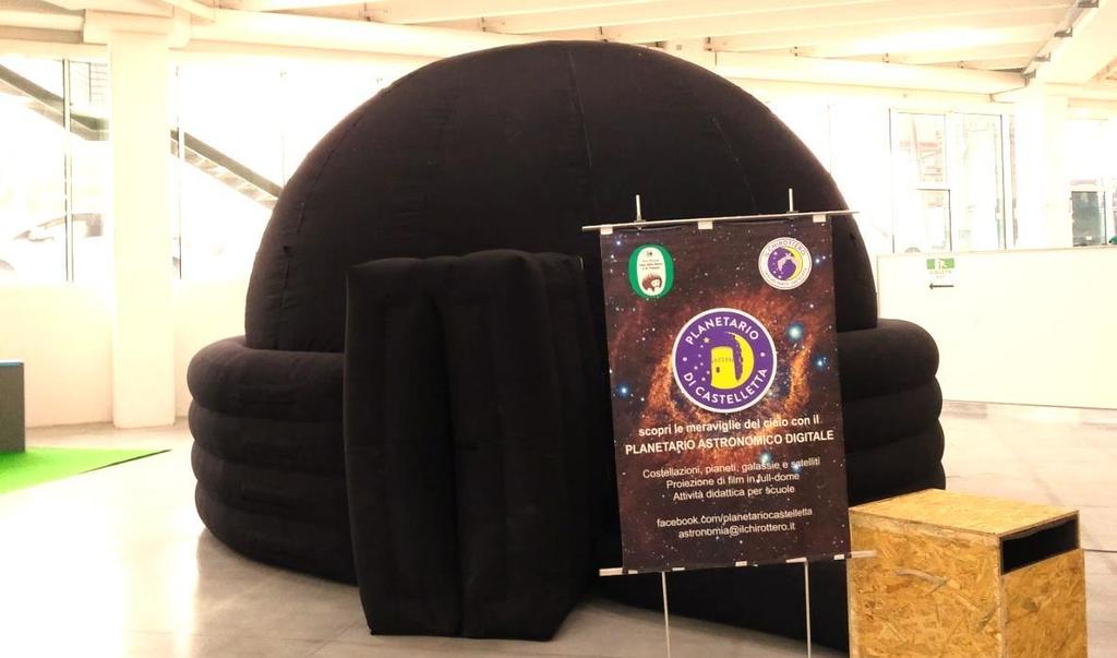 OPZIONE B IL PLANETARIO NELLA TUA SCUOLA Il Planetario è composto da una cupola di 7 m di diametro e 4,5 m di altezza, ha la capienza di