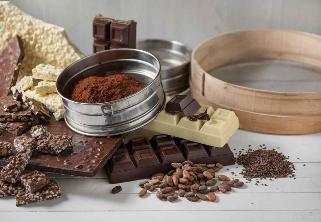 CIOCCOLATERIA CONFEZIONATA PACKAGED CHOCOLATE Il cioccolato T'a è un prodotto 100% Made in Italy, che nasce dall eccellenza del cacao Grand Cru unita alle migliori materie prime selezionate dai