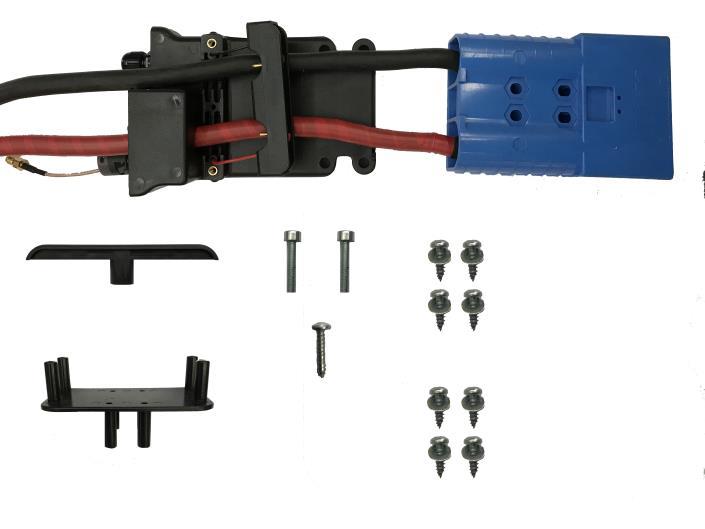 2. 3 ablare il connettore di batteria () fissando i cavi + e - ai PIN. Fissare il blocchetto adattatore () (cod.