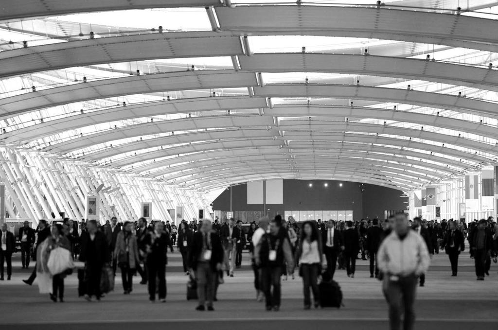 SVILUPPO TERRITORIALE INFRASTRUTTURE DI TRASPORTO Dopo più di 60 anni di attività nella progettazione e nella direzione lavori del trasporto urbano, sappiamo cosa significhi agire sul people moving.