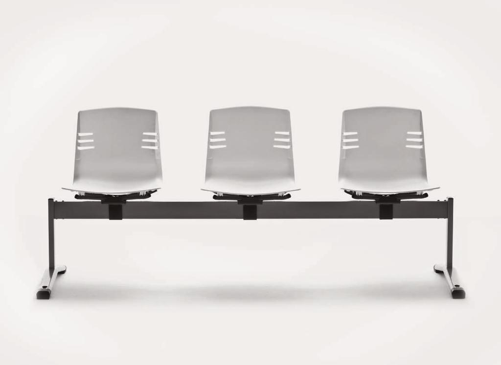 with armrests (3001-3002).