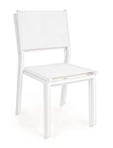Chairs: aluminium frame, powder coated (polyester). Seat and back in textilene 2x1.