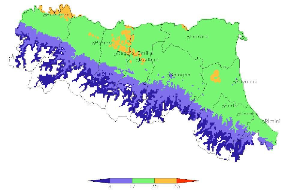 Reggio Emilia infatti sia San Lazzaro che San Rocco hanno registrato un valore medio annuale pari a 25 ug/m 3. Figura 48 Stima della concentrazione media annuale di fondo di PM2.5 nel 11 - SIMC.