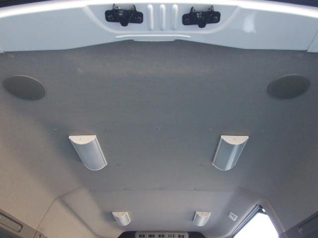 Rivestimenti laterali del vano passeggeri in materiale ABS lavabile Pianale