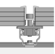 Materiali necessari: viti per moduli M8, rondella di sicurezza, morsetti terminali standard K2 7b di 8 INSERIRE MORSETTI INTERMEDI Nel caso in cui vengano