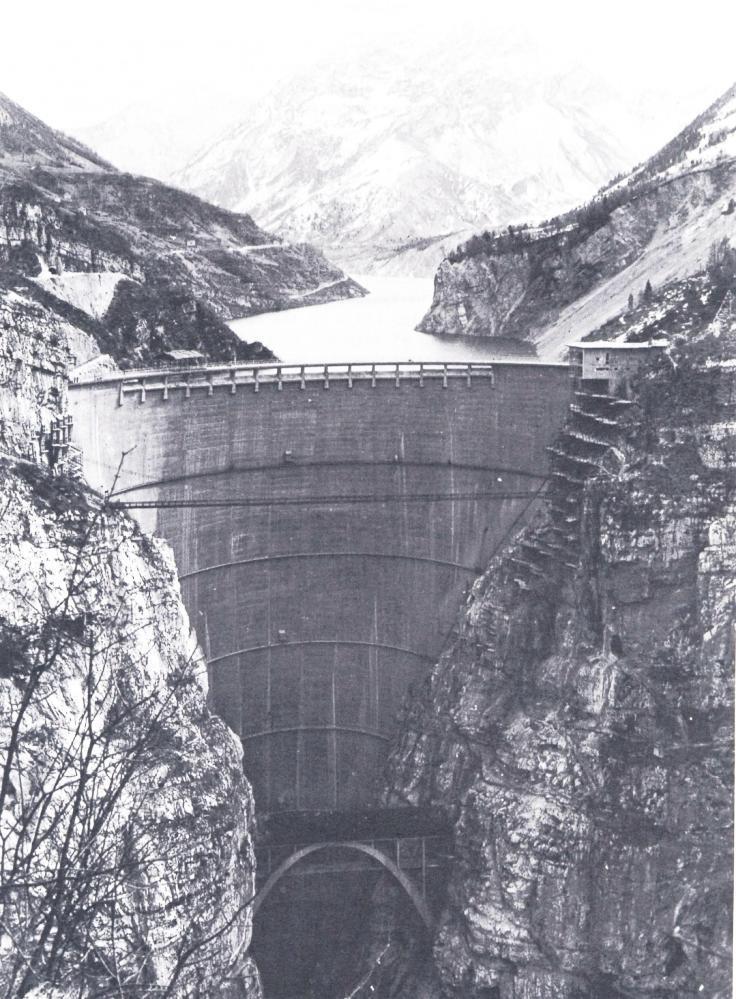 Gennaio 1957 iniziano i lavori di costruzione della diga
