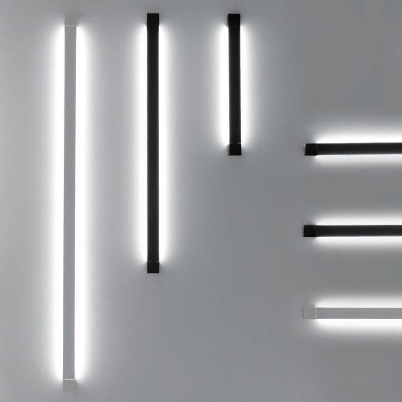 La collezione Pivot comprende una lampada da terra, tre applique di diversa lunghezza per parete e soffitto e una sospensione, a richiesta le lunghezze sono personalizzabili.