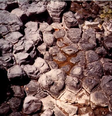 Fratturazione idraulica O GIUNTI In bacini sedimentari tettonicamente "quiescenti" per profondità inferiori a 3 km: u < P idrost.