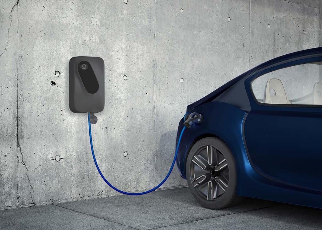 Fai il pieno alla tua auto a costo zero: con sonnencharger. Con sonnencharger, la wallbox intelligente di sonnen, ora puoi caricare completamente il tuo veicolo elettrico con energia pulita.