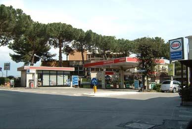 21 Scheda 9: Impianto Esso ubicato in Via Bicocchi (n. 9) Gestore Suozio Giuseppe Insegna ESSO Ubicazione Via Bicocchi Autorizzazione 14/11/1991 Superficie Destinaz.